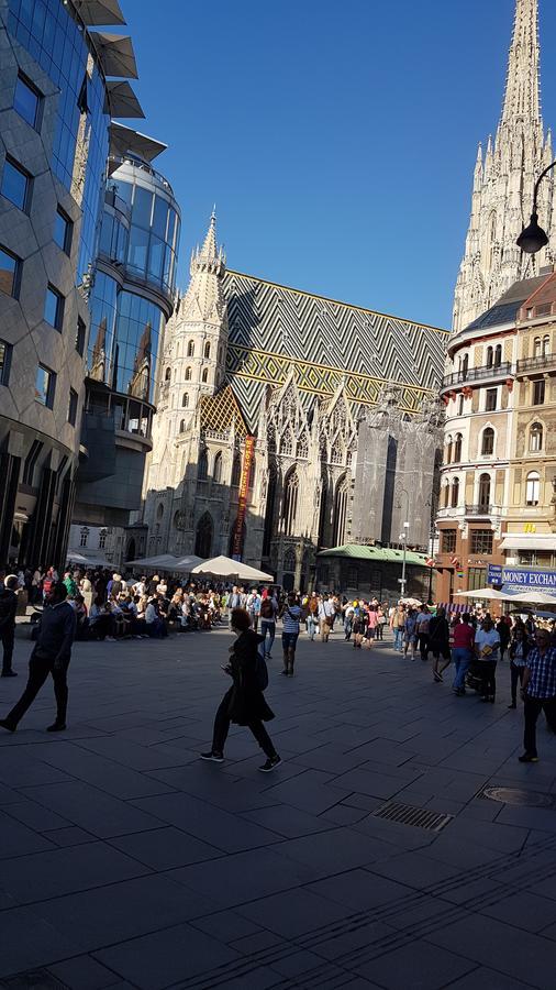 Sobieski Apartments St. Stephen'S Cathedral Vienna Exterior photo